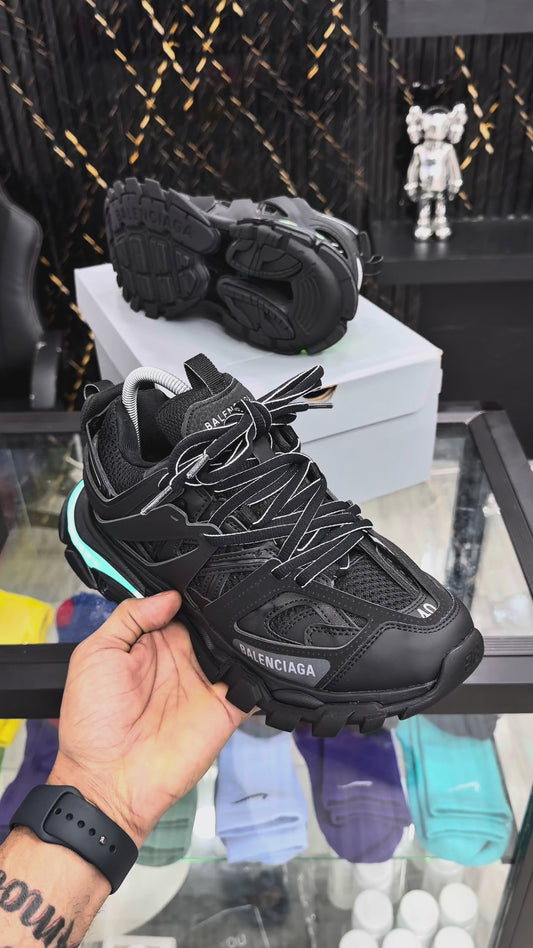 Balenciaga Tracks LED 🏴‍☠️